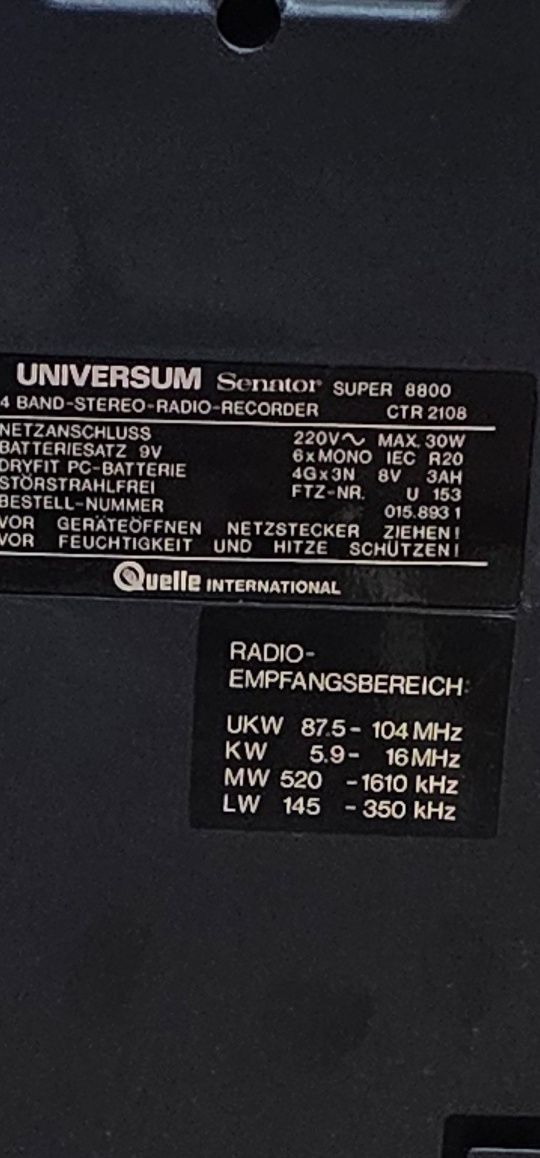 Radio casetofon universum senator 8800