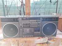 Radio casetofon SANYO vintage 1980