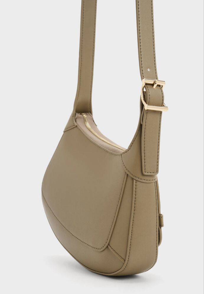 Брендовая сумка charles keith