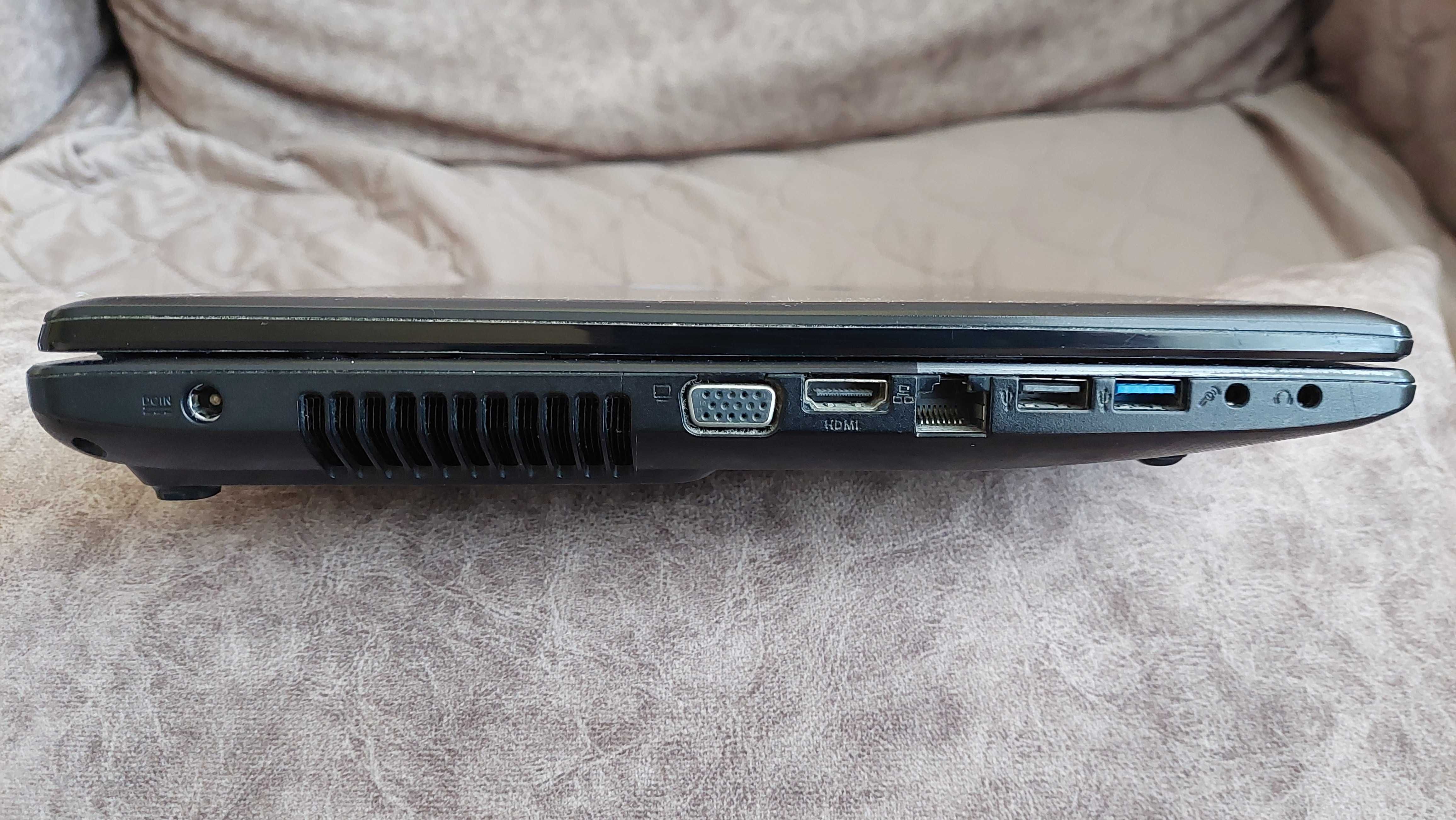 Лаптоп Asus  x55vd