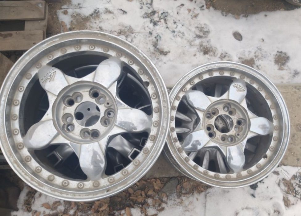 Продам диски R15 хром универсальные Япония в хорошем состоянии
