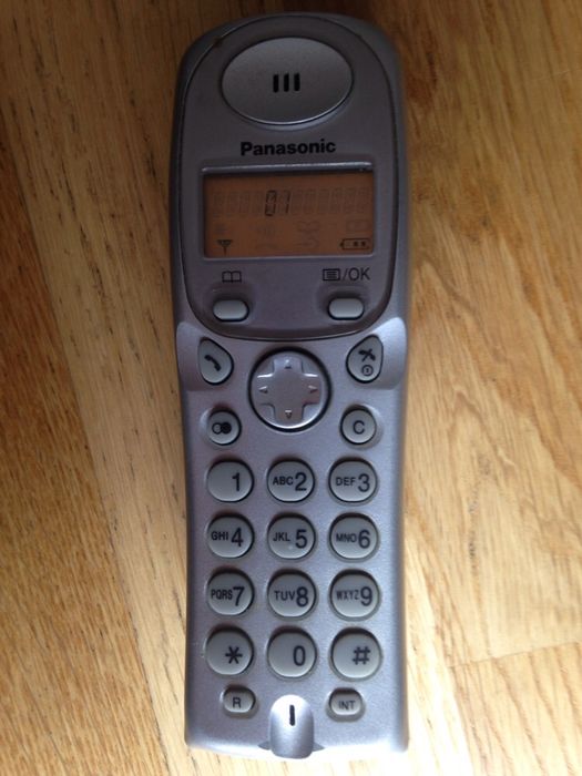 Стационарен безжичен телефон Panasonic