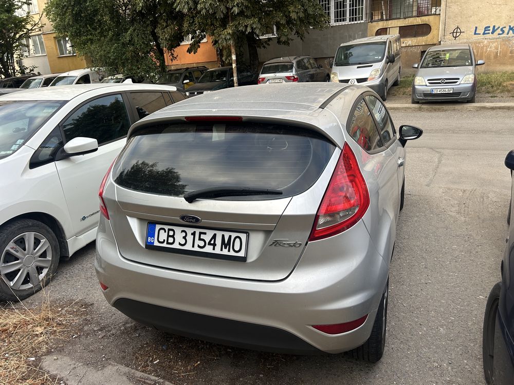 Ford Fiesta 2010г 1.4 бензин/фабрична газ ЗА ГЛАВА
