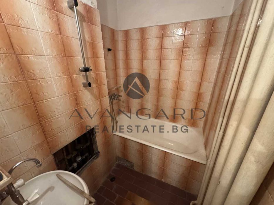 Продава се Тристаен апартамент в Пловдив, Тракия - 78 кв.м за 1757 €/кв.м - Снимка #10