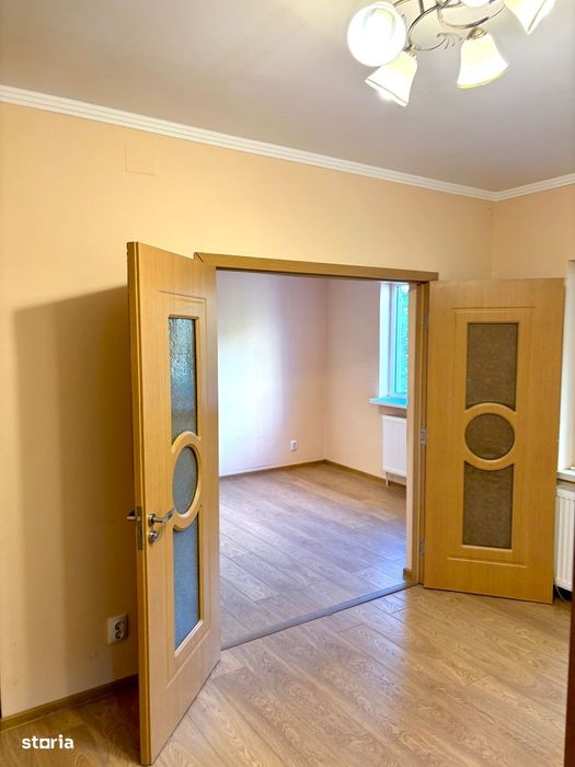 Apartament 3 camere – Timpuri Noi