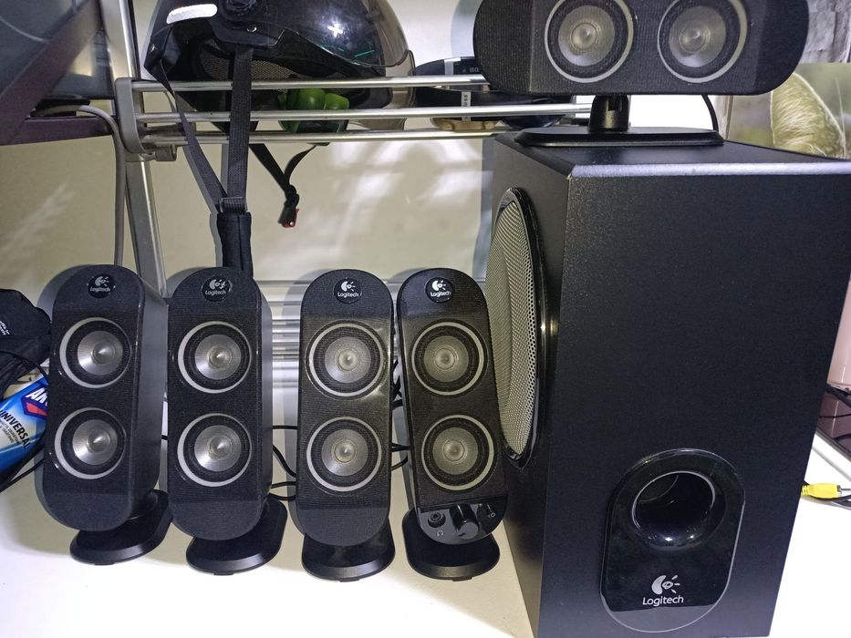 Vând 5.1 putere 70W marca Logitech