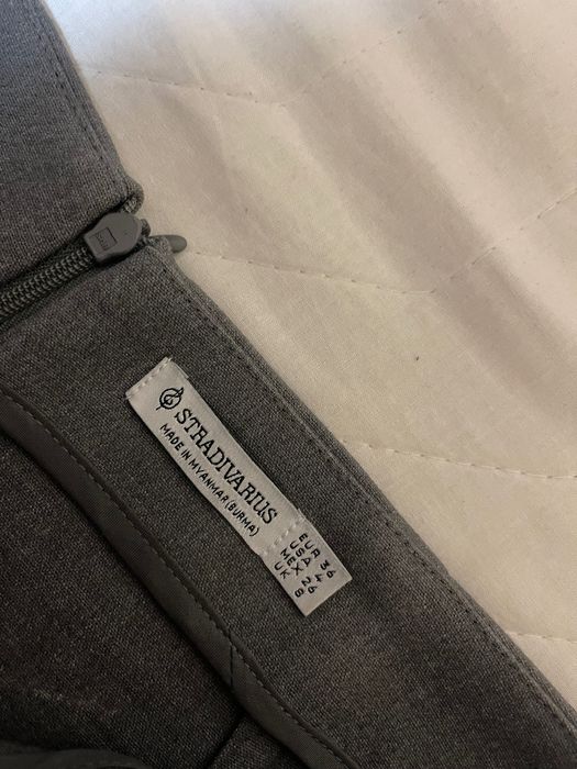 Сива пола/панталон stradivarius S 36