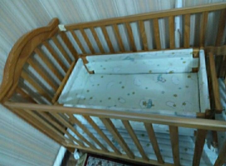 Детская кроватка