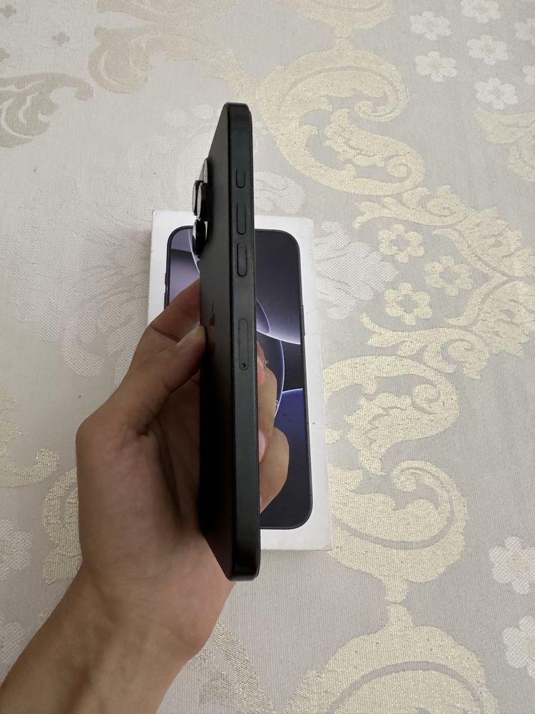 Iphone 16 pro max 100% yomks Sim