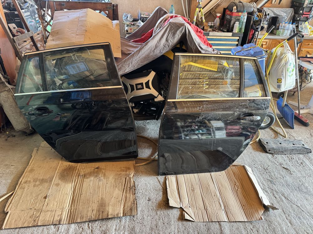 BMW E60/61 две задни врати,оборудвани