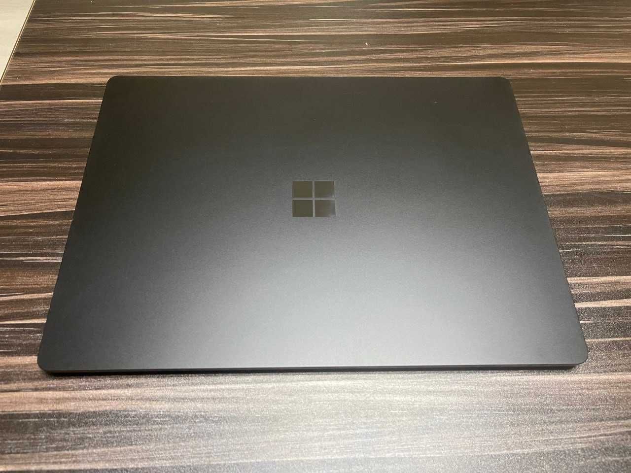 ПРОДАМ MICROSOFT SURFACE LAPTOP 4 Intel Core i7-1185G7, 16гб, 256ssd