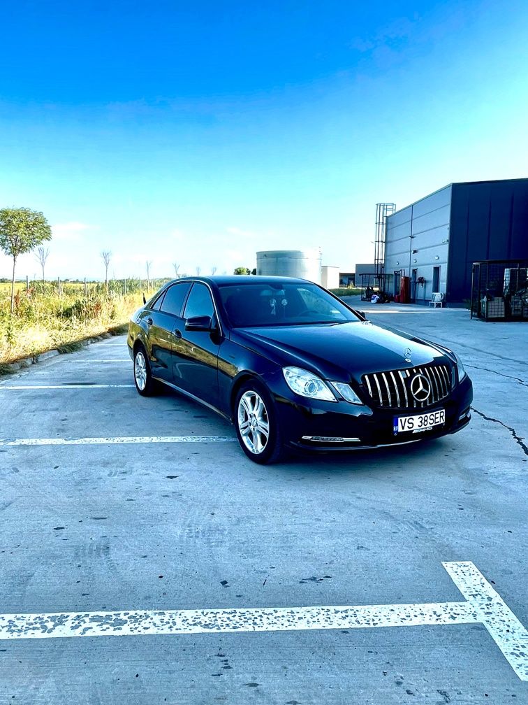 Mercedes Benz E220