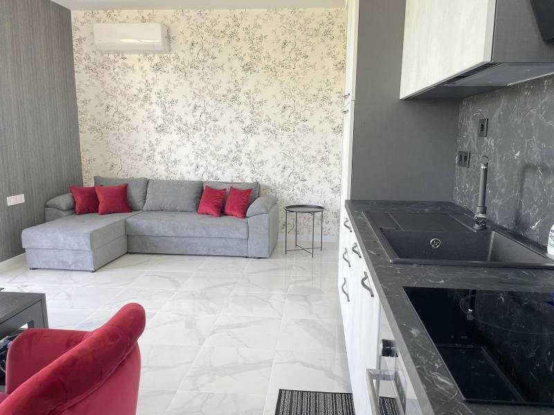 Дава се под наем Двустаен апартамент в Бургас, Сарафово - 80 кв.м за 800 € - Снимка #1