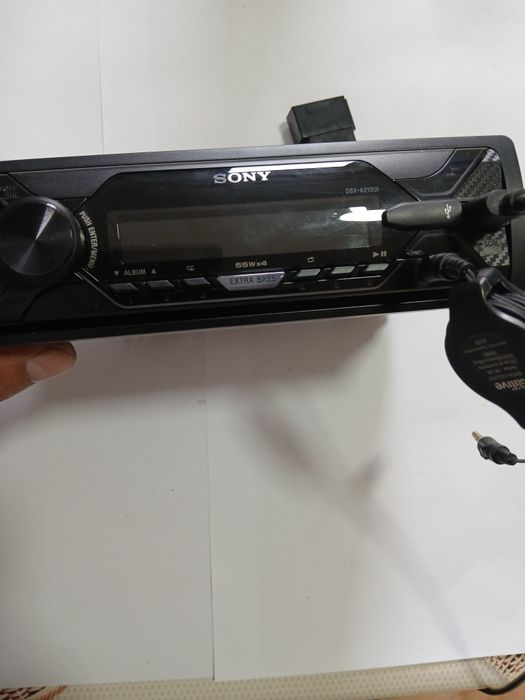 Casetofon sony ,clapetă accelerație z16 xep