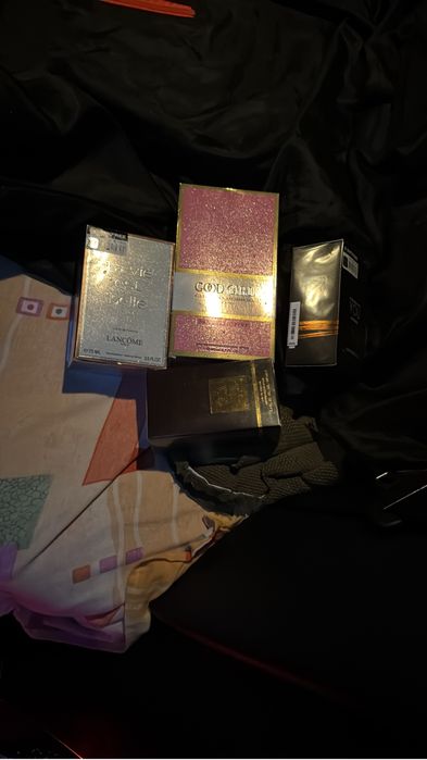 Armani You/Lancome La vie est belle / Good girl / Tom Ford Vanilla