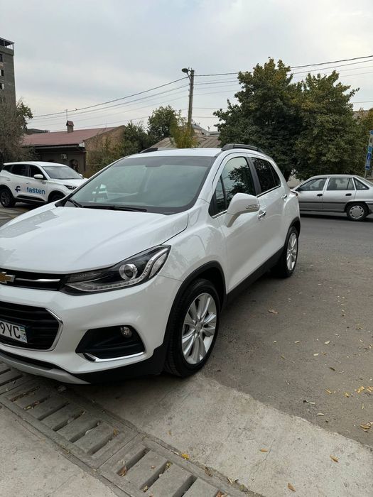 Srochno Treker 1 primier 60.900 probek