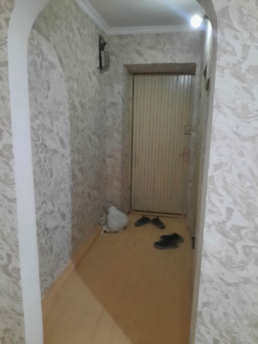 3 хоналини 1 хонаси 2 та студент кизга ижарага