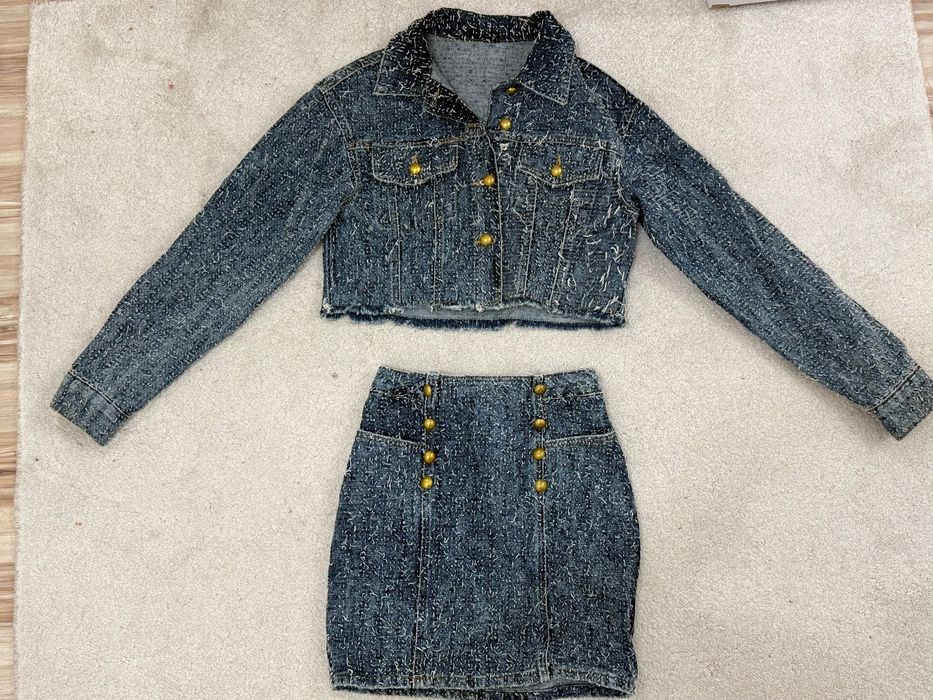 Дамски дънков комплект с пола и яке