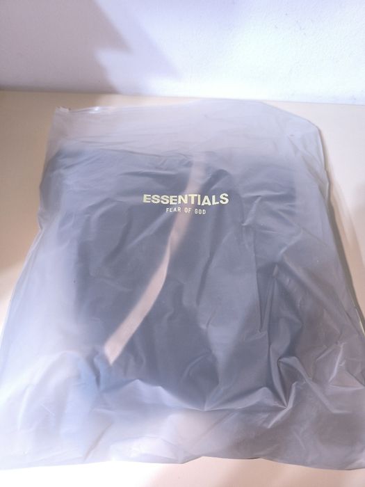 Pantaloni essentials fear of god black M