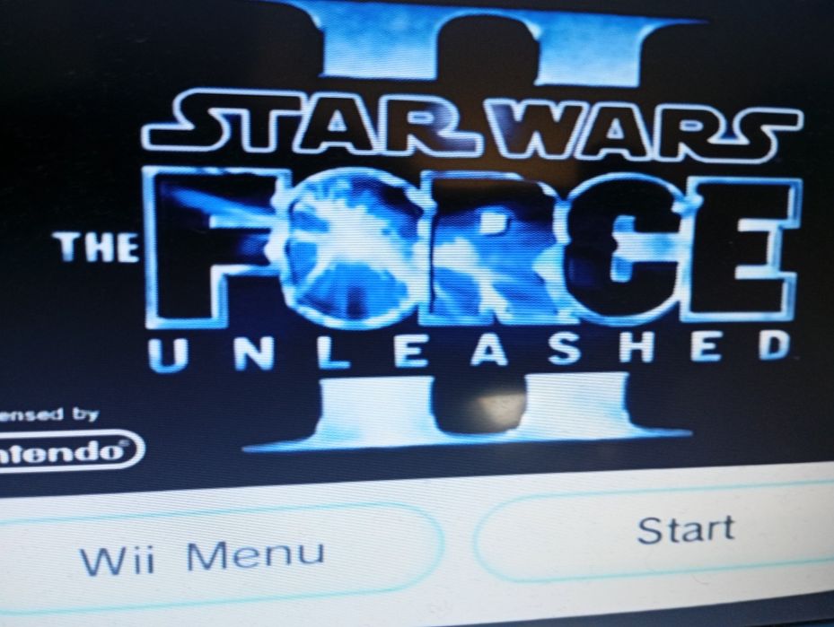 Nintendo Wii cu trei jocuri la prețul de 180 lei