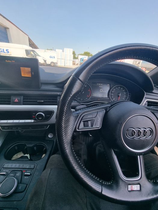 Volan s-line cu padele audi a4 a5 q5 b9 an 2016 pana 2020