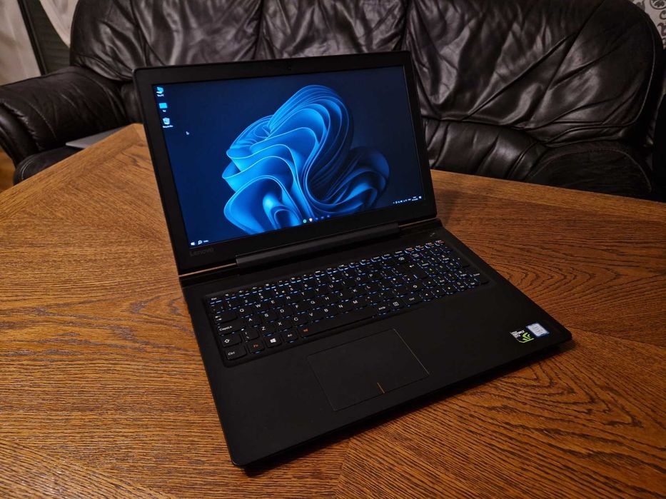 Laptop Lenovo IdeaPad Impecabil