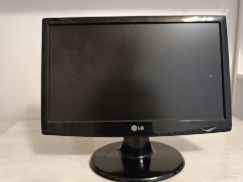 Монитор офисный LG