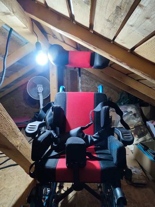 Scaun handicap pentru copii cu dizabilitati