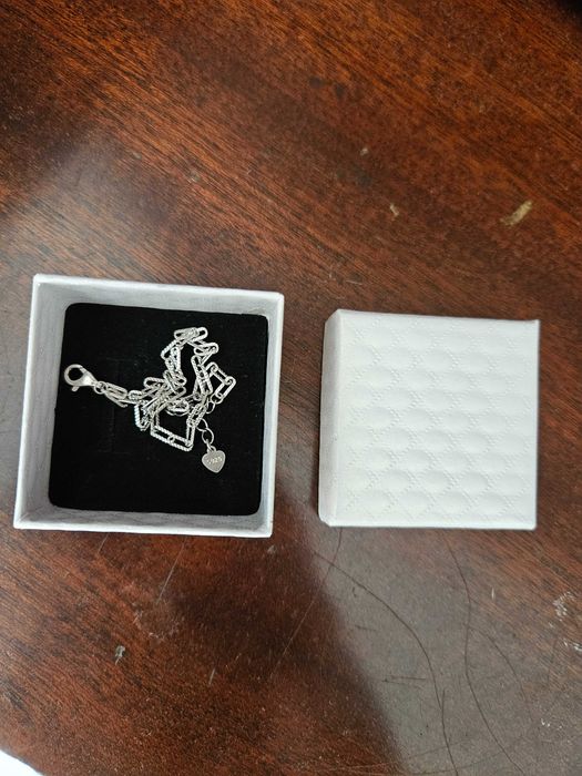 Сребърна нова гривна