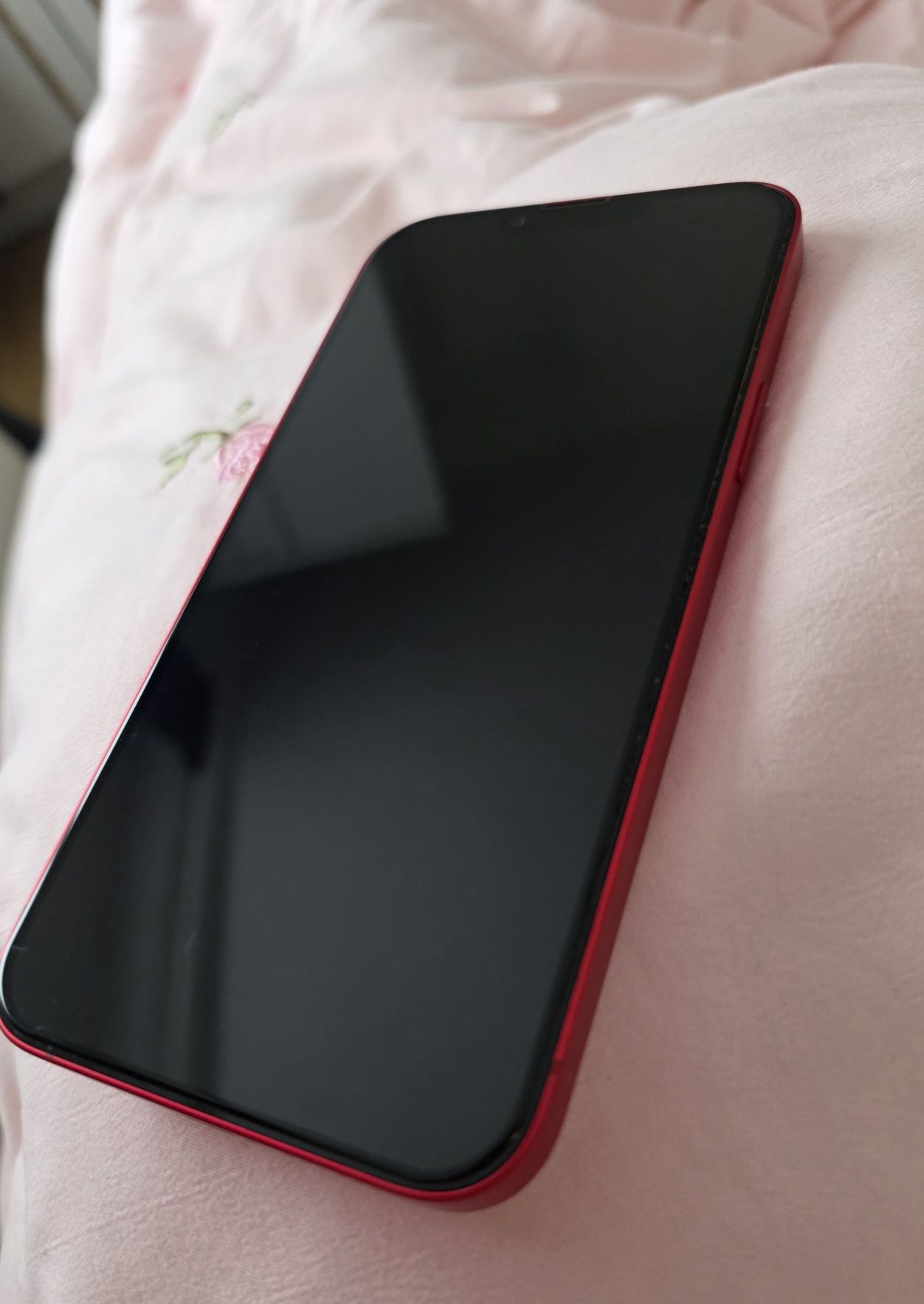 IPhone 14 plus червен