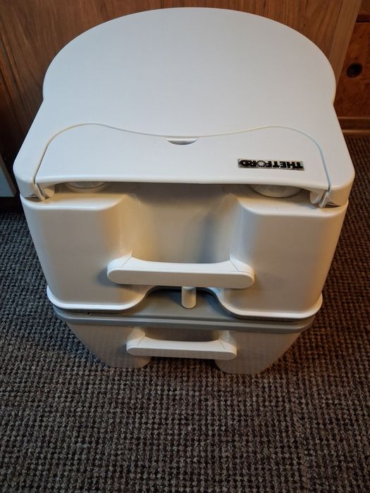 Преносима химическа тоалетна THETFORD  porta  potti  565P