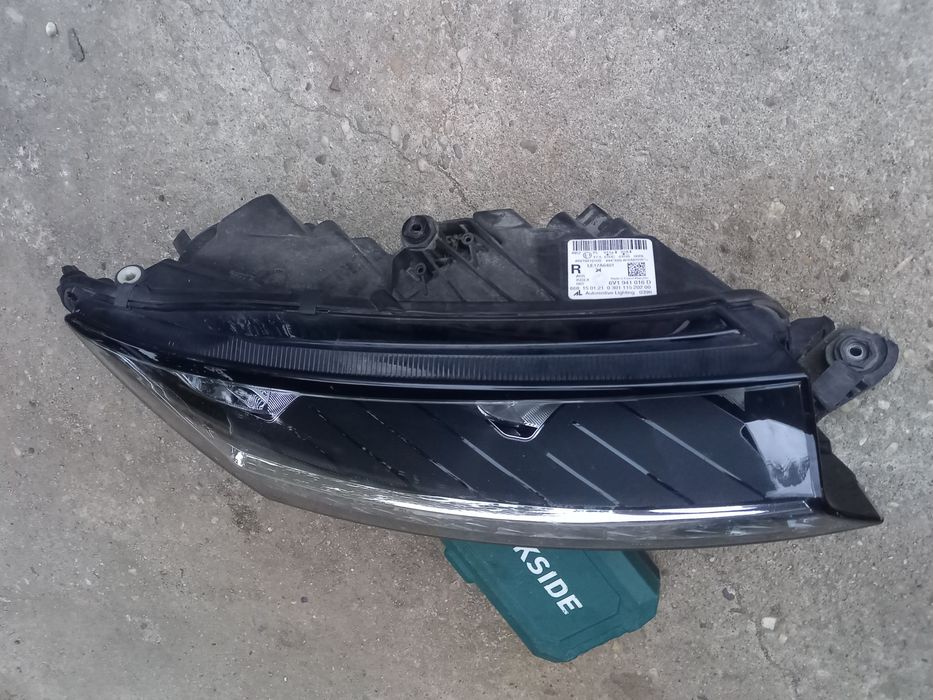 Far drepta Skoda Fabia 3 facelift 2018 2021