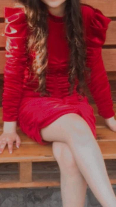 Rochie purtata câteva ore