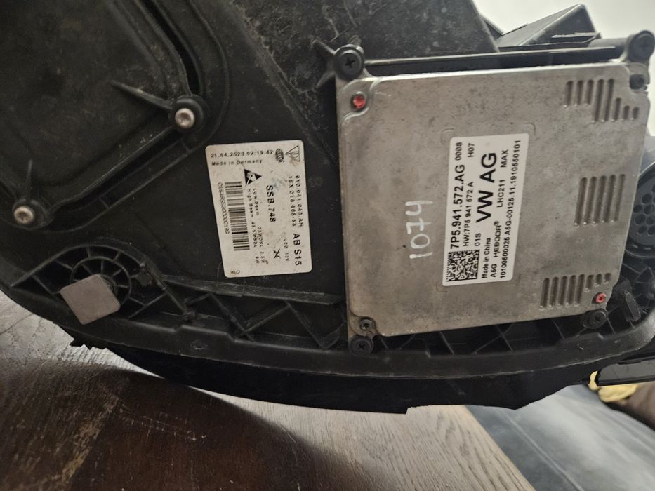 Ляв фар за Porsche Cayenne 3 със забележки