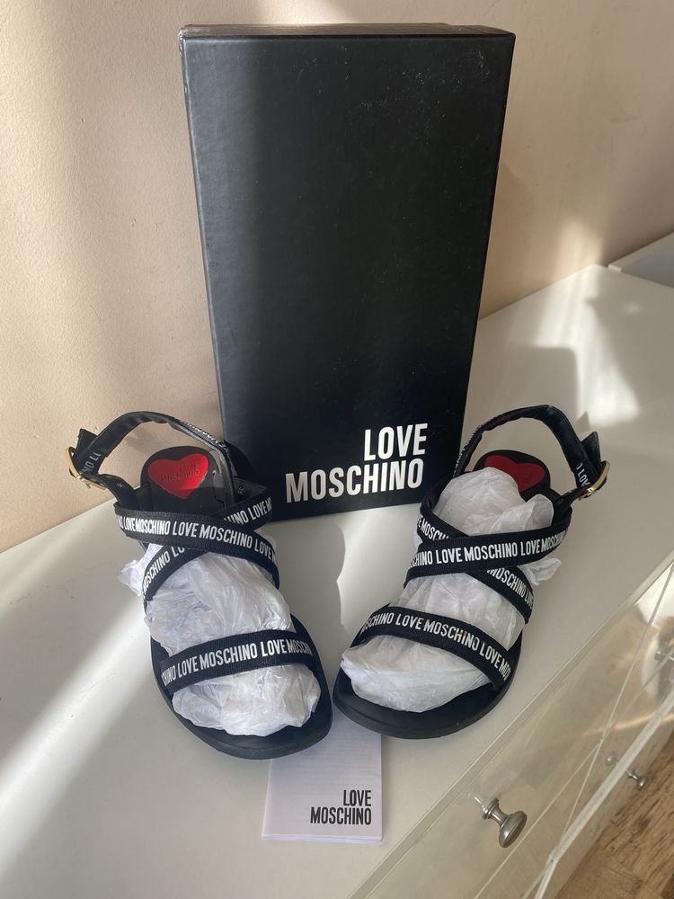 Сандали Love Moschino