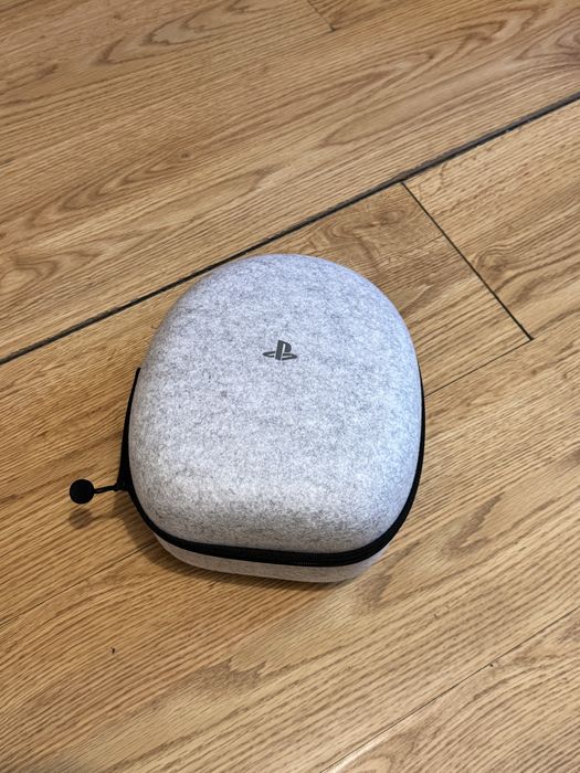 Dock și husă pentru PlayStation PULSE Elite