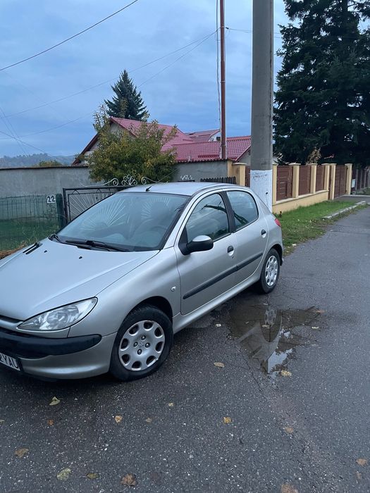 Vand Peugeot 206, unic proprietar, an 2008, benzina .