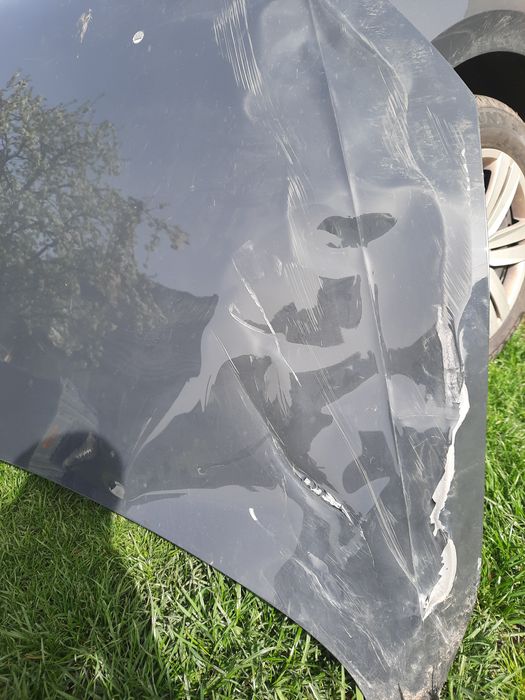 Vand capota si aripa dreapta touran 2018