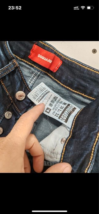 Dsquared2 culoare bleumarin