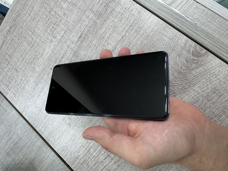 Продаётся Tecno pova 5 128/8