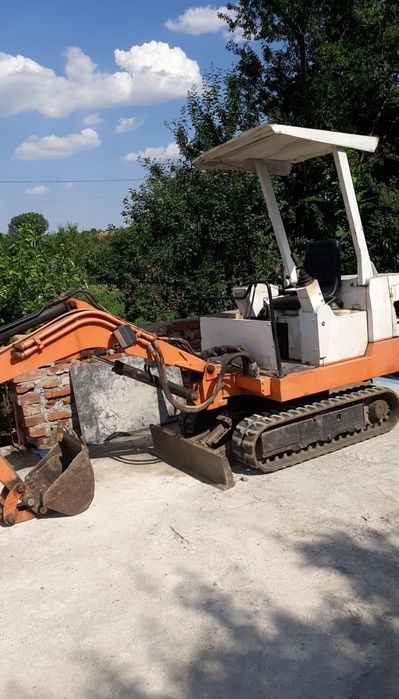 Miniexcavator Isuzu 1.5t  3 cilindri