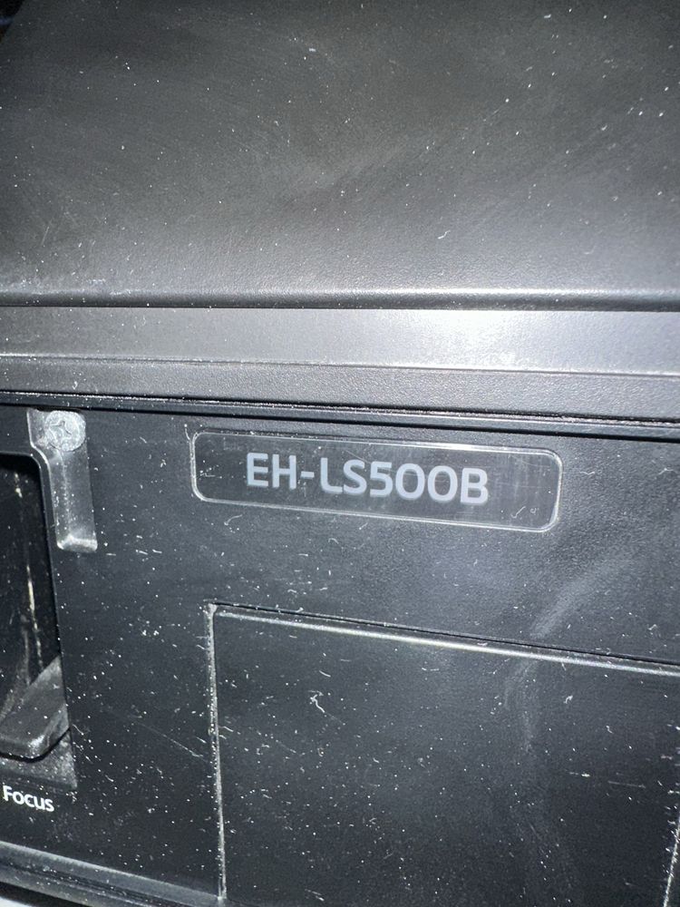 Проектор EPSON для пабов и ресторанов