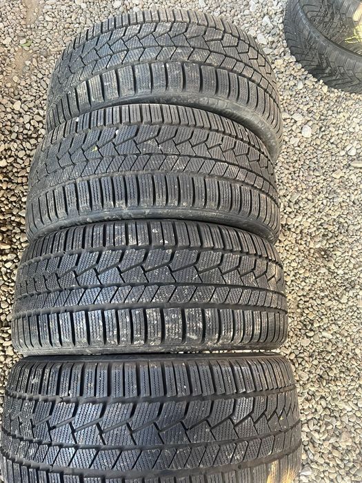 225/40 r18 de iarna 4 buc ca noi CONTINENTAL