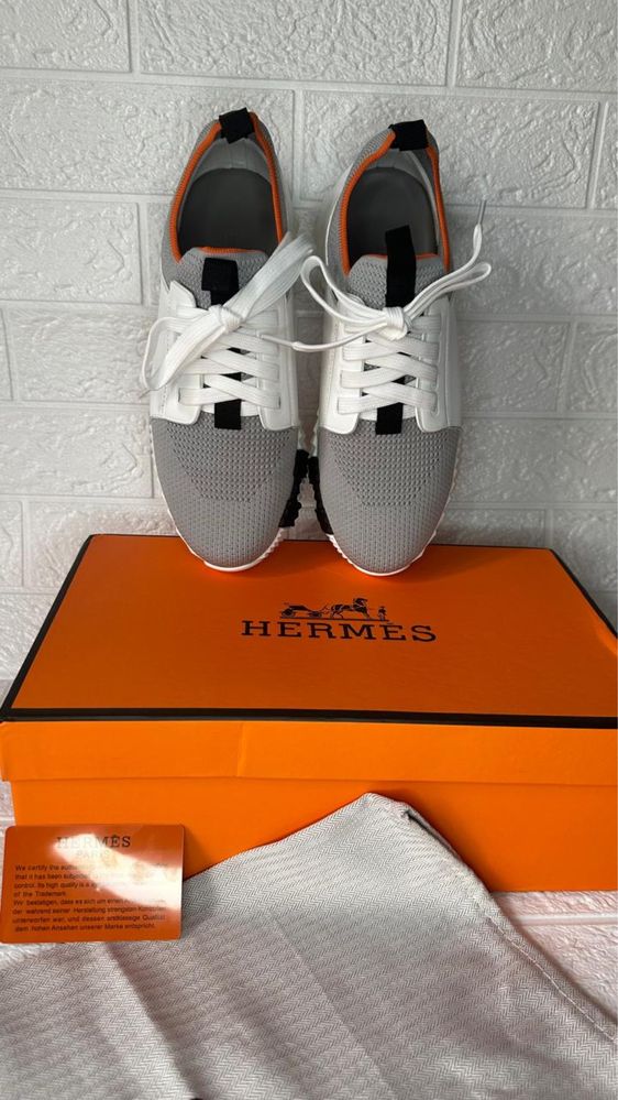 Кроссовки Hermes