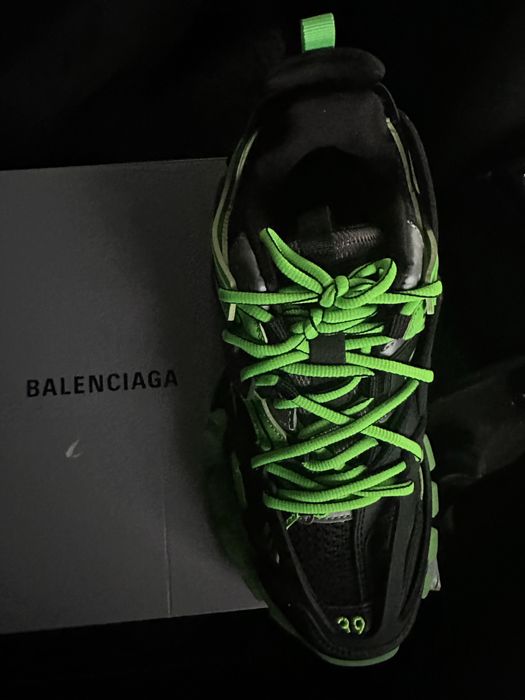 Нови Balenciaga track 39 номер