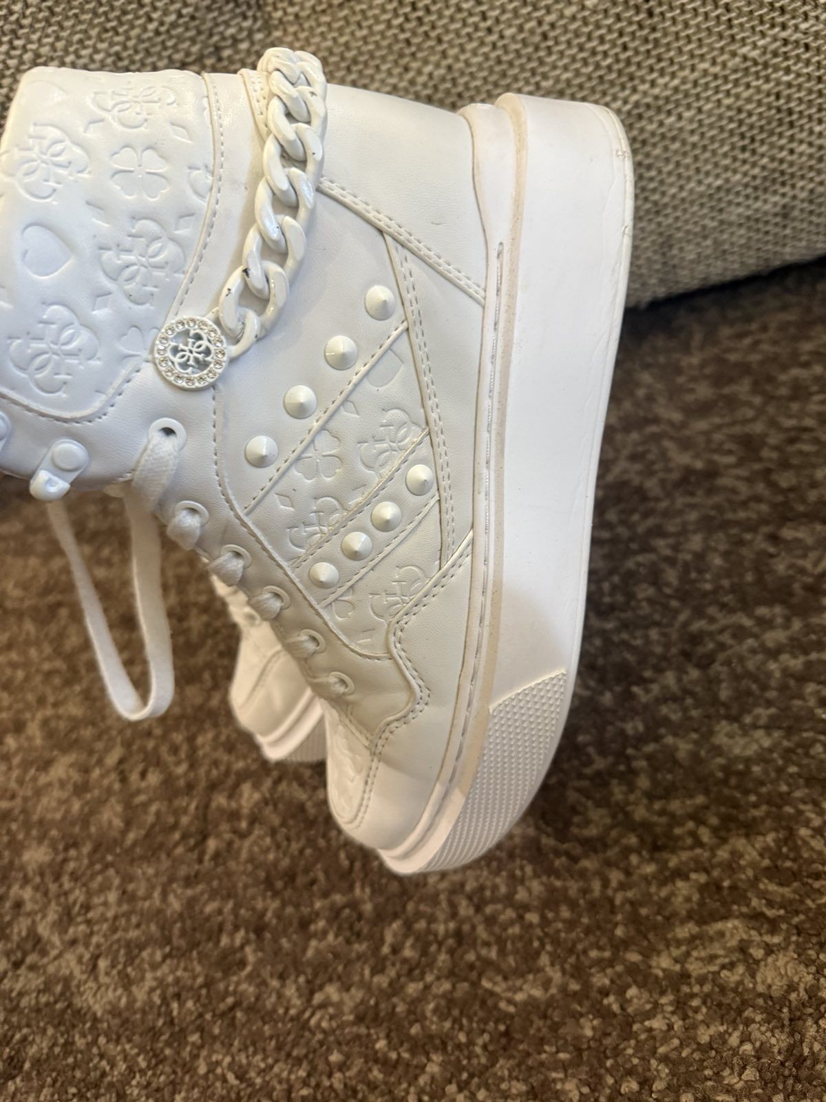 Оригинални Дамски Сникърси /Guess - 37номер