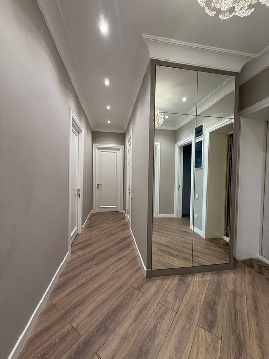 Продам квартиру Ц1 жк Infinity 4/4/14 105m2