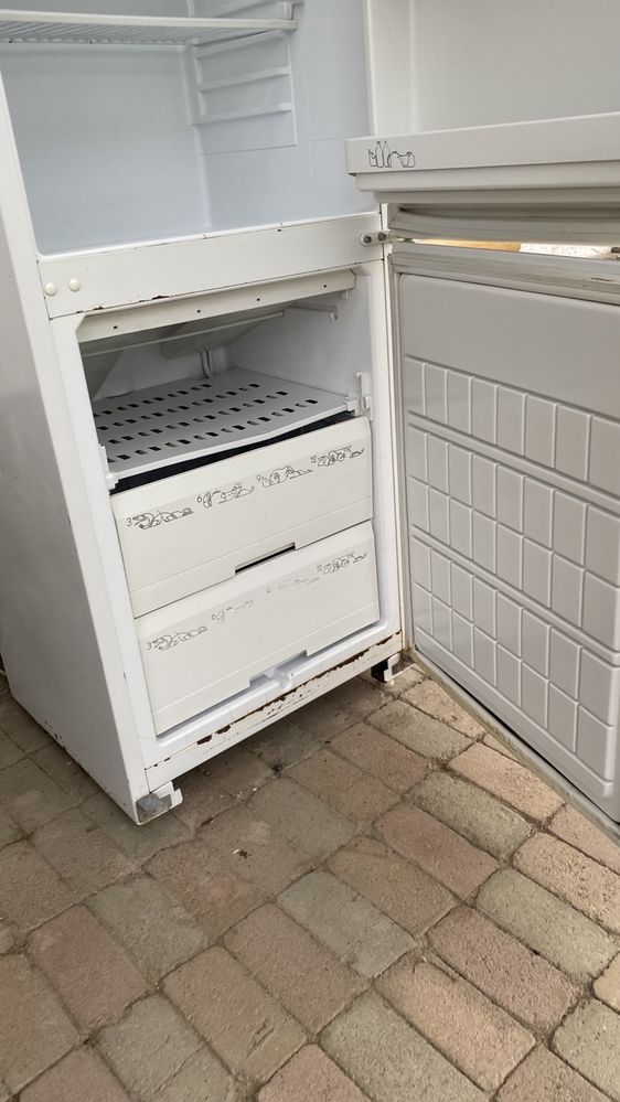 Холодилник Атланд жагдайы жаксы