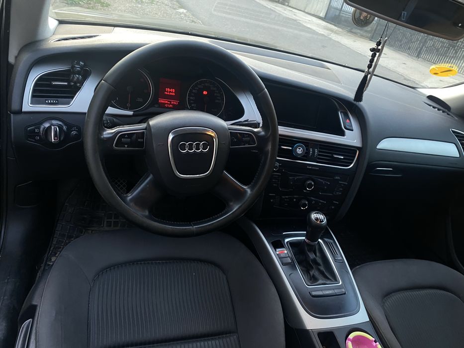 Vand Audi A4 B8 2009