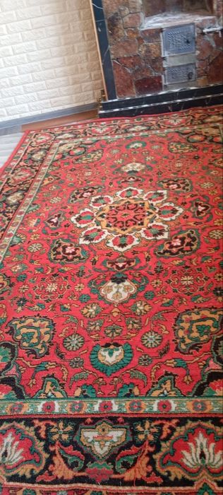 Хива гиламлари ювилган